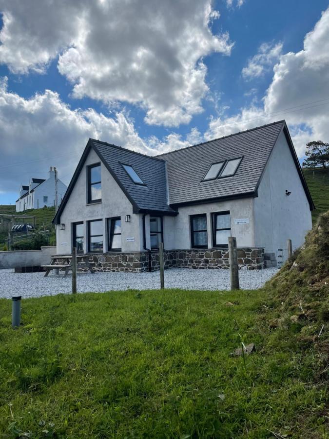 The Bridge Self Catering Villa Kilmaluag Eksteriør billede