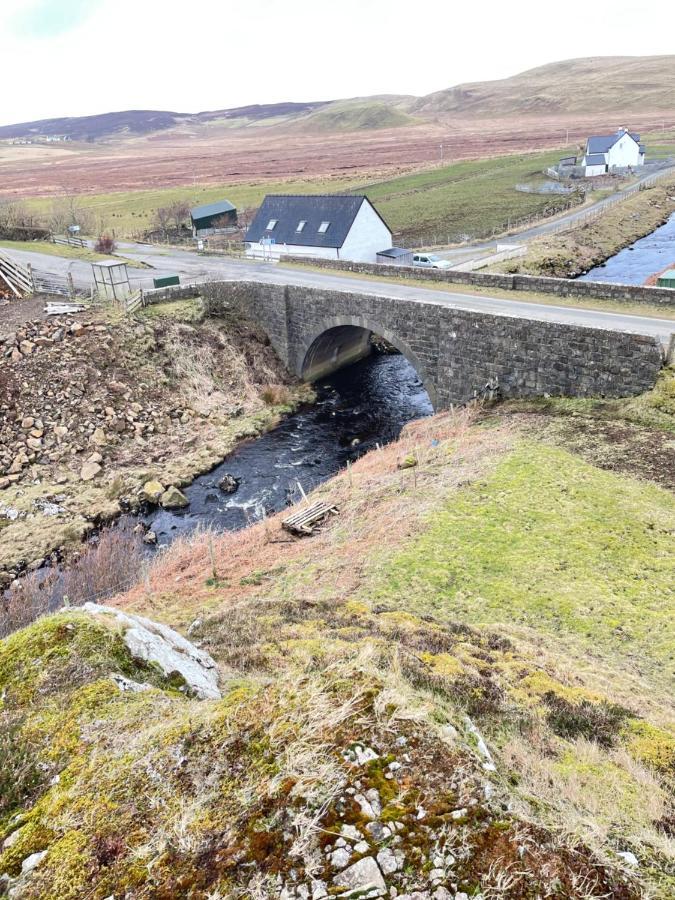The Bridge Self Catering Villa Kilmaluag Eksteriør billede